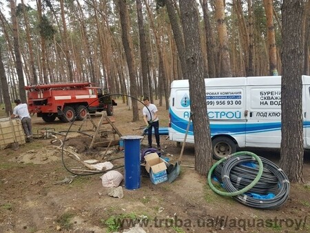 пгт. Песочин — Бурение под полив в парковой зоне