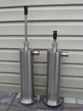 Помпа ручная для воды. Ручной насос для колодца. Ручная помпа для колодца. &mdash; Бровко