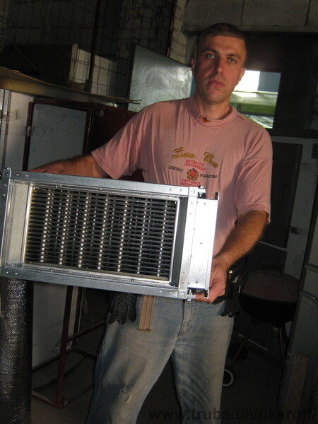 Вентиляция аквариумного цеха.