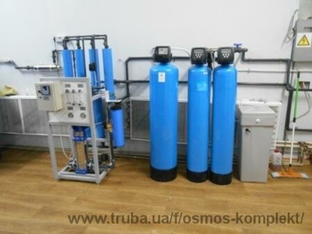 Линия розлива воды для ТМ "Життедайная"