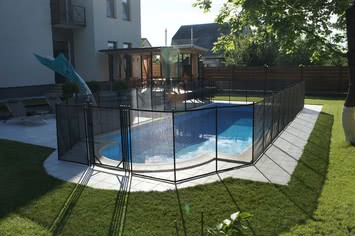 Детский забор для бассейна