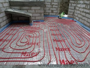 Теплый пол в вольере белого волка &mdash; Алексенко А.А.