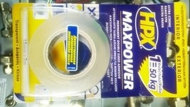 З'явився двосторонній скотч, який замінює саморізи