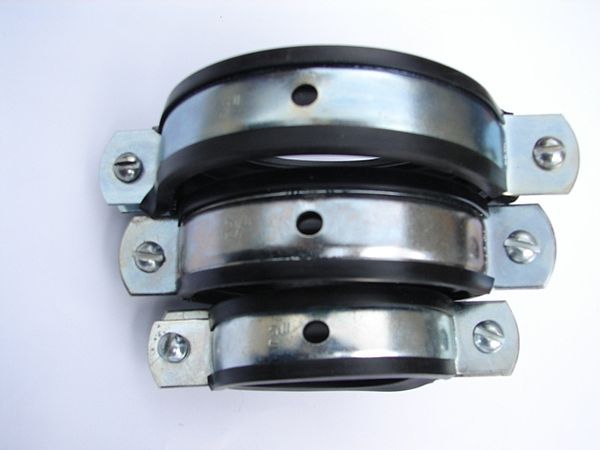 Хомут с гайкой М8 D 139-147