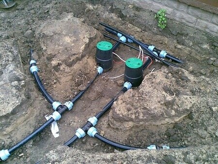 Монтаж системы полива