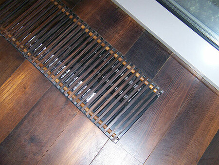 Дом с деревянным полом