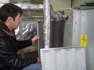 Замена фильтра приточной установки. &mdash; Дельта-Т