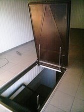 Напольный люк под плитку — Флюгер Напольный люк под плитку — Флюгер