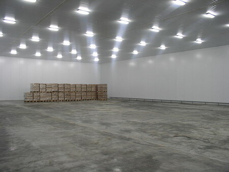 Холодильная камера для мясных товаров