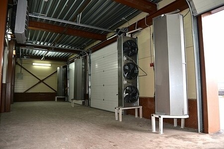 Воздушное отопление с помощью тепловентиляторов и воздушных завес Sonniger