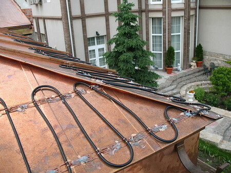 Снеготаяния на кровле