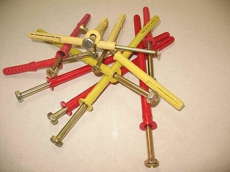 фасадный дюбель