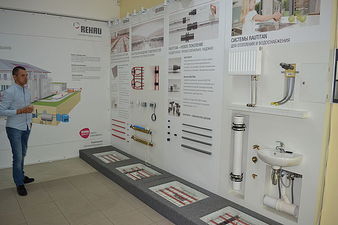 Выставочный зал компании. &mdash; СОНЕТ