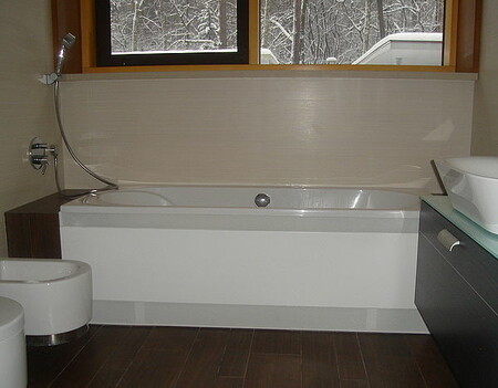 Радиатор встроенный под ванну