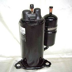 Компрессор ротационный QXR-16E (9000 Btu, 220 V) Компрессор ротационный QXR-16E (9000 Btu, 220 V)